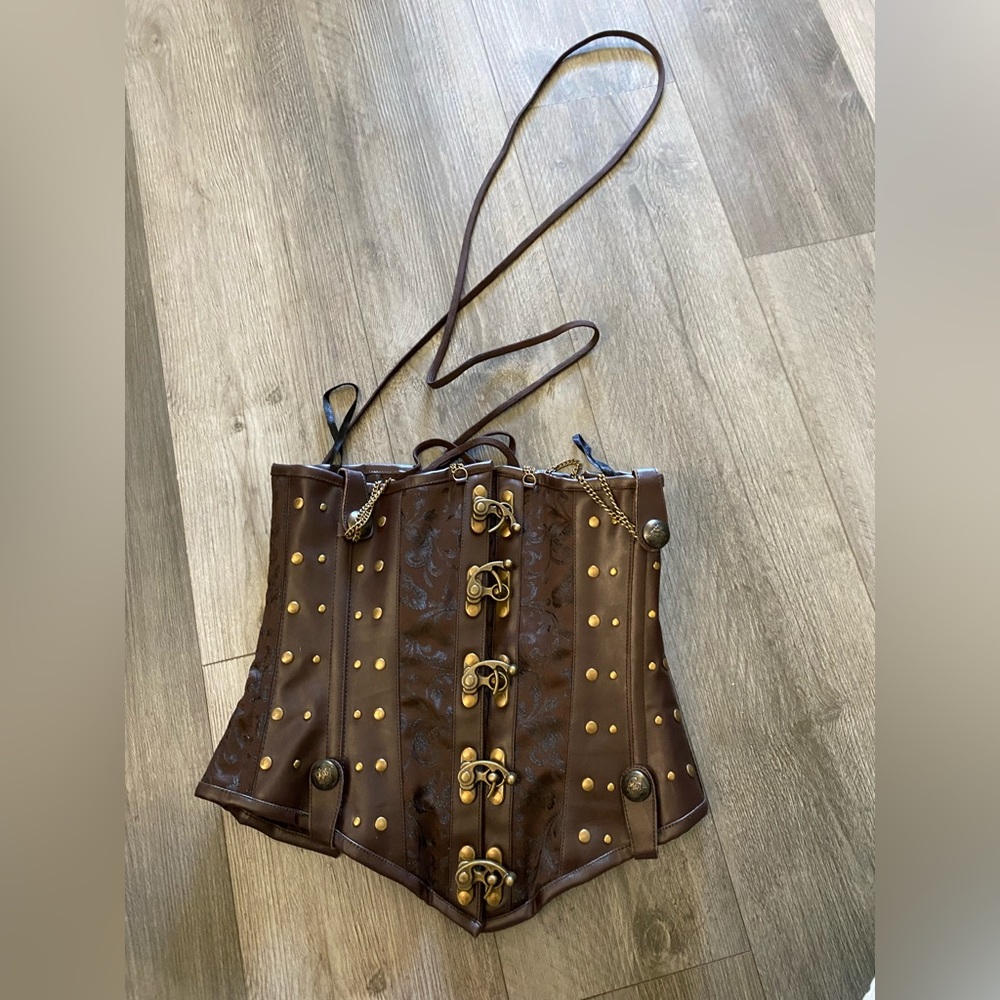Vintage Goth Corset Heavy full latch close up